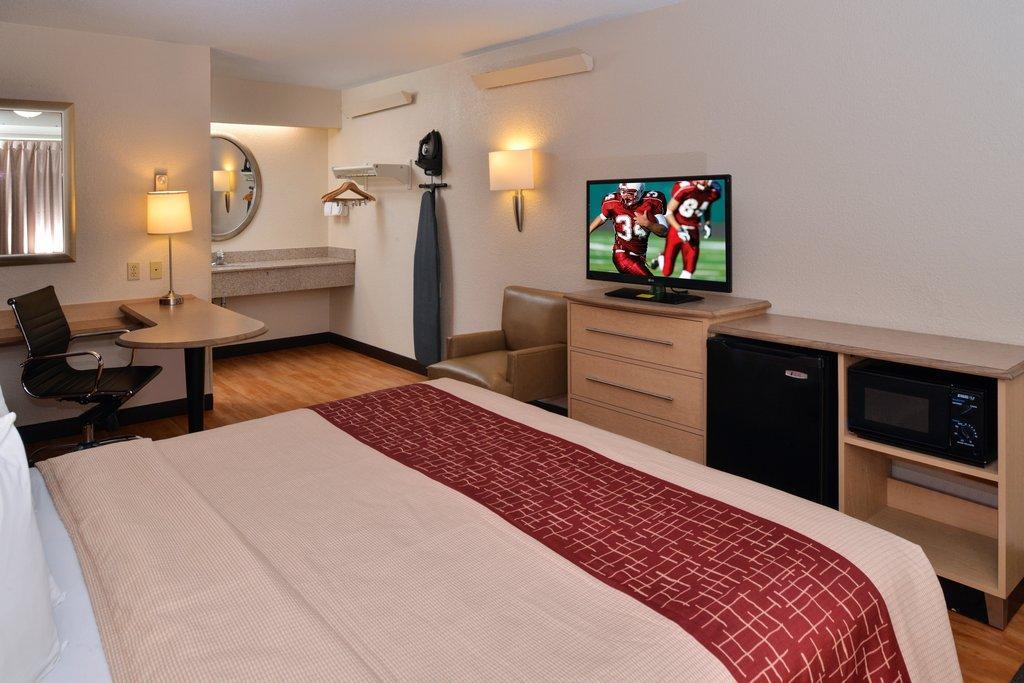 Super 8 By Wyndham Deerfield - Northbrook Hotell Eksteriør bilde