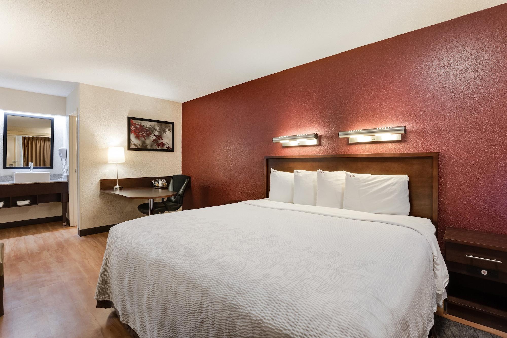 Super 8 By Wyndham Deerfield - Northbrook Hotell Eksteriør bilde
