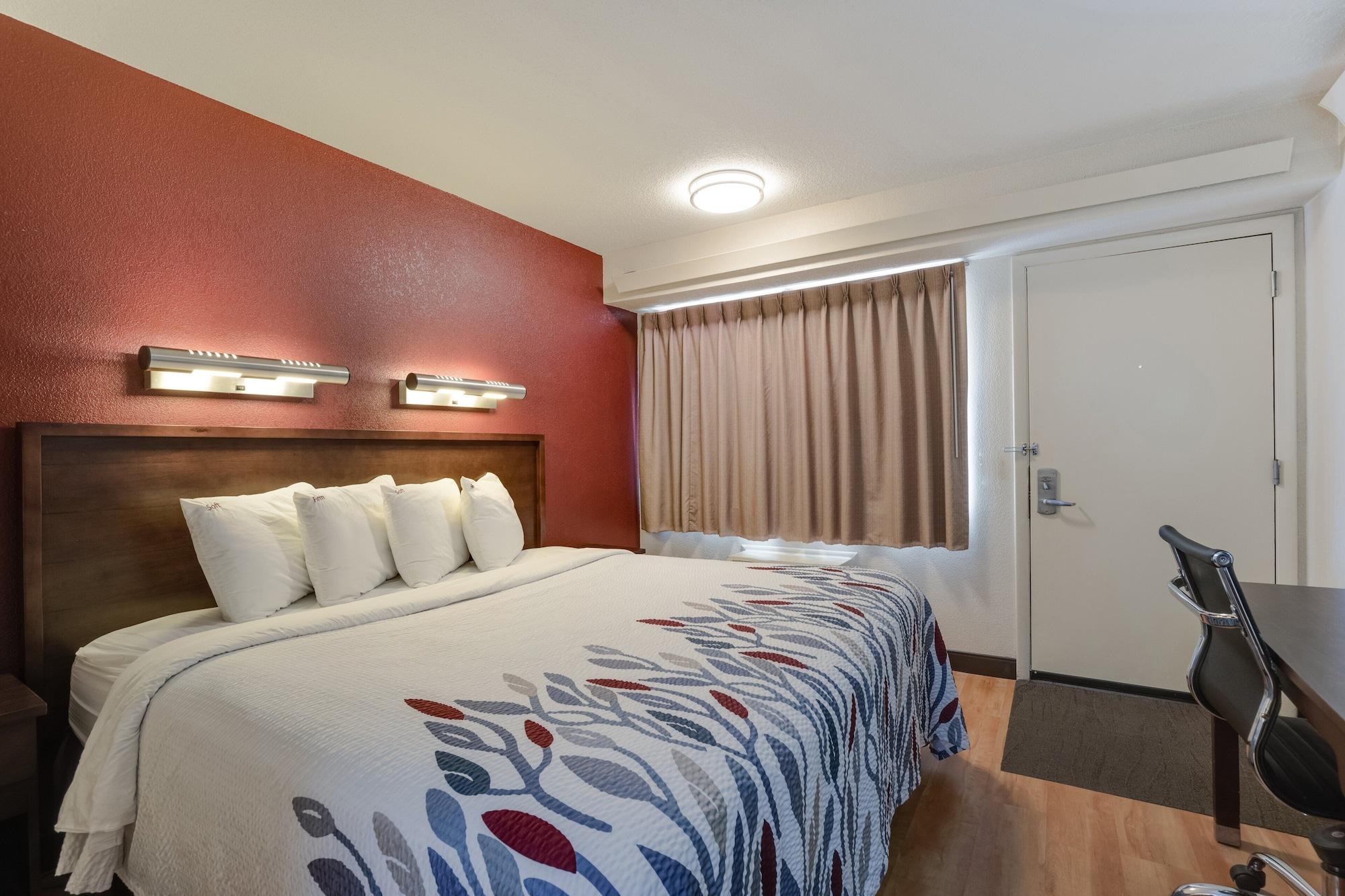 Super 8 By Wyndham Deerfield - Northbrook Hotell Eksteriør bilde
