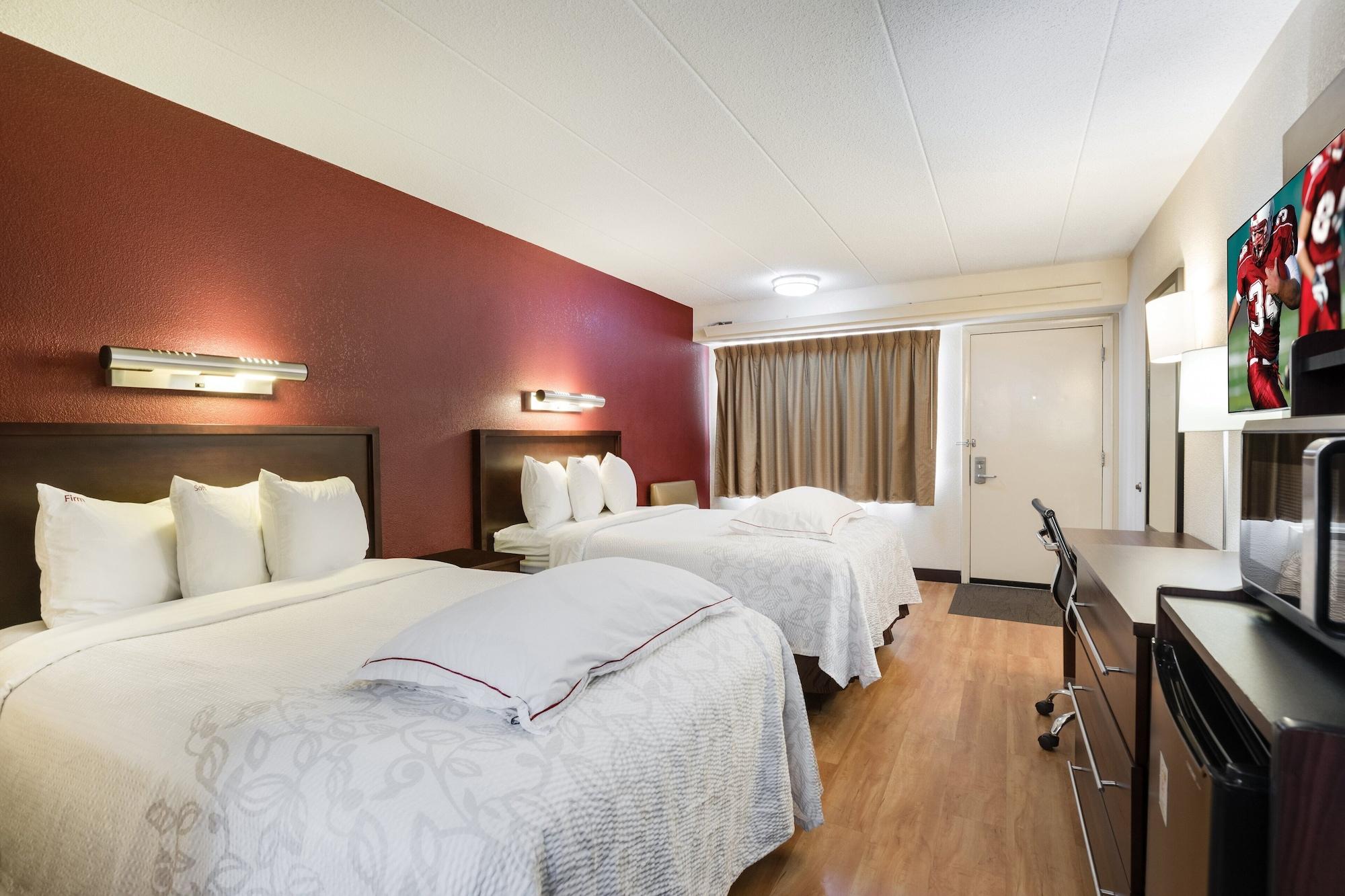 Super 8 By Wyndham Deerfield - Northbrook Hotell Eksteriør bilde