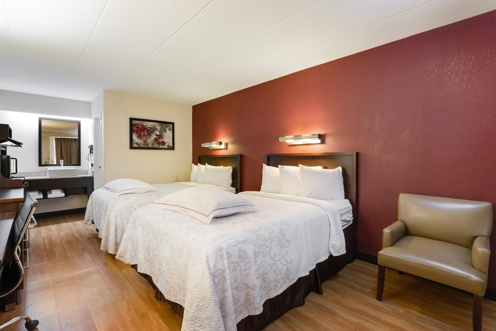 Super 8 By Wyndham Deerfield - Northbrook Hotell Eksteriør bilde