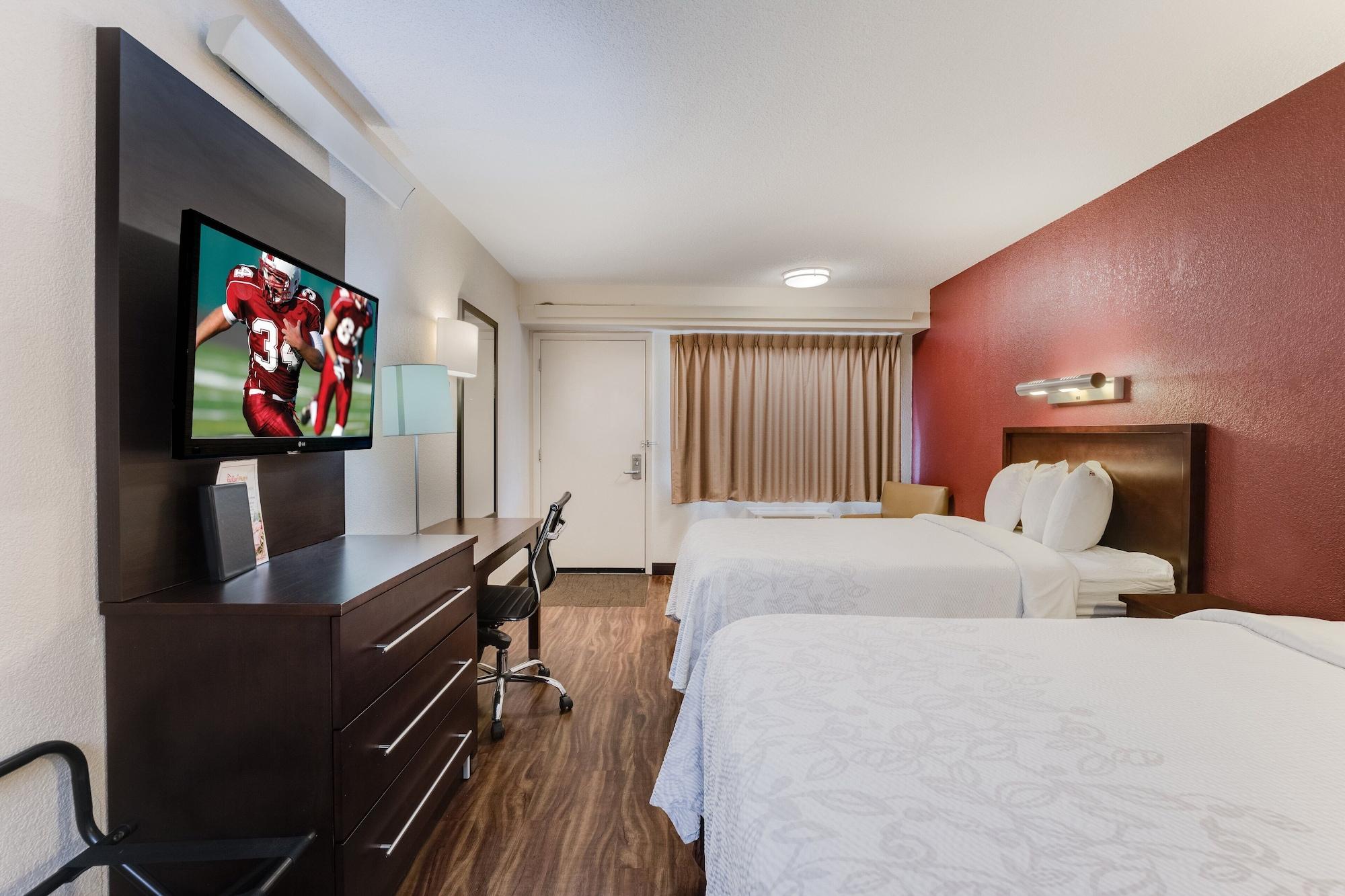 Super 8 By Wyndham Deerfield - Northbrook Hotell Eksteriør bilde