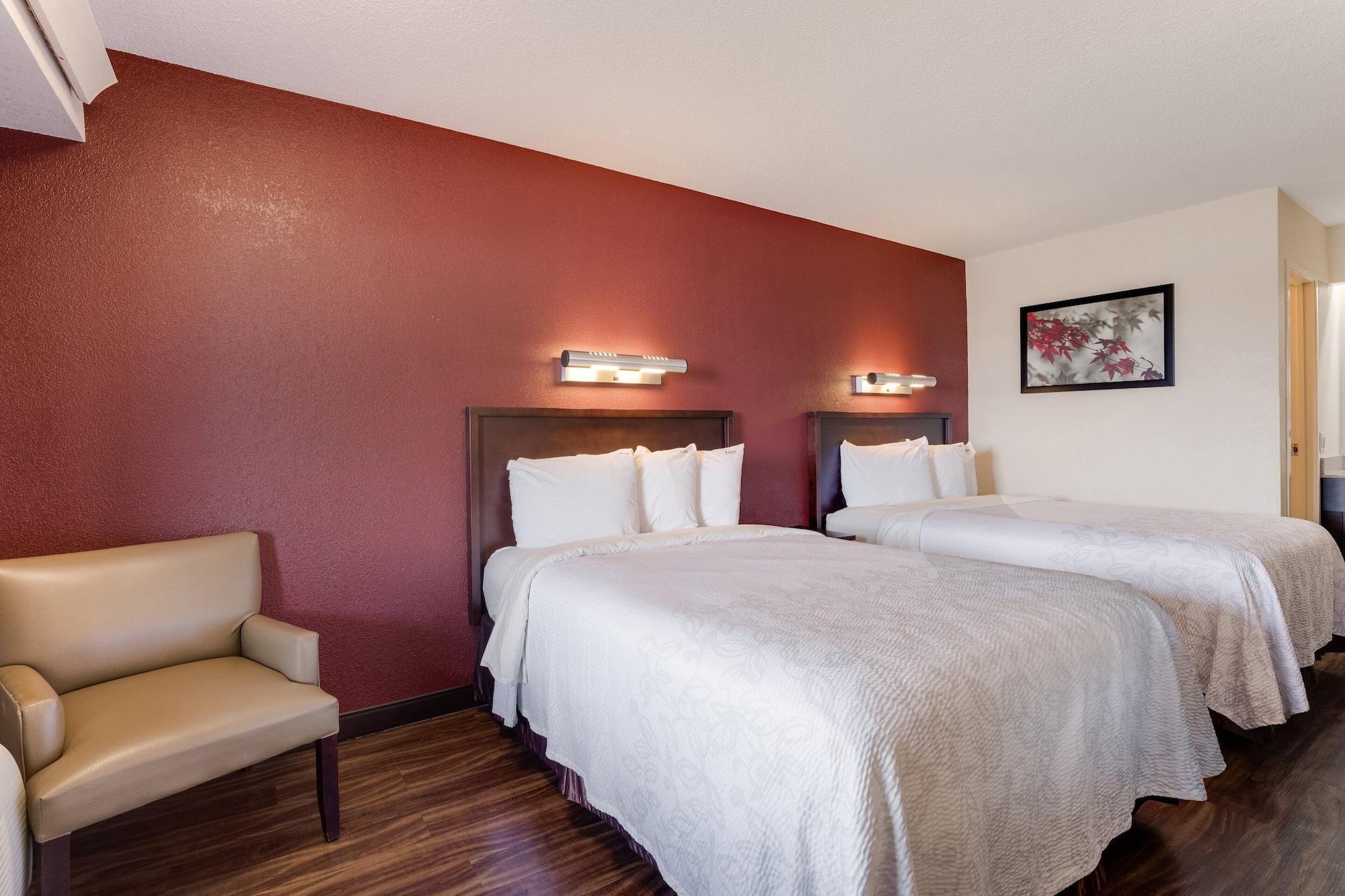 Super 8 By Wyndham Deerfield - Northbrook Hotell Eksteriør bilde