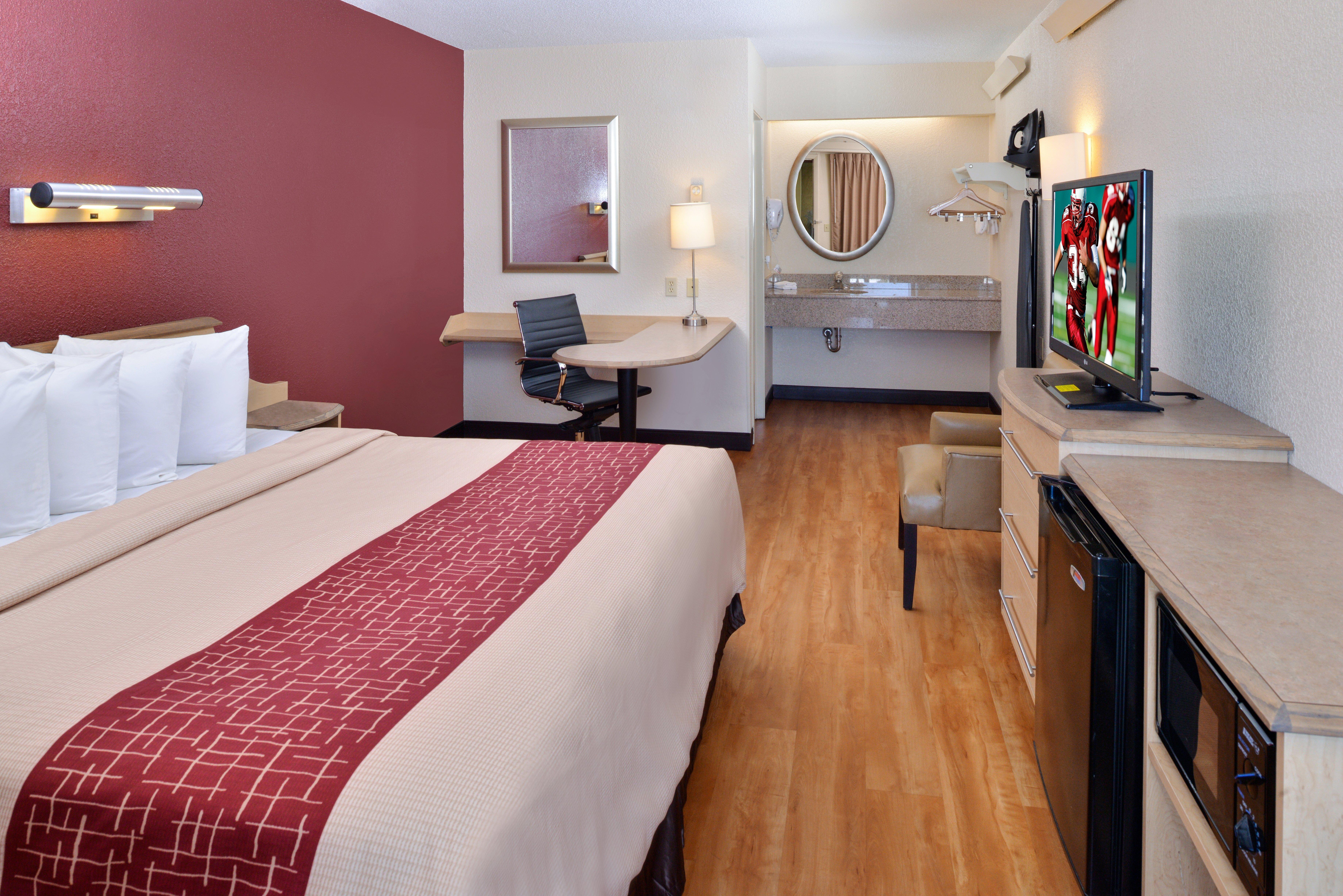 Super 8 By Wyndham Deerfield - Northbrook Hotell Eksteriør bilde
