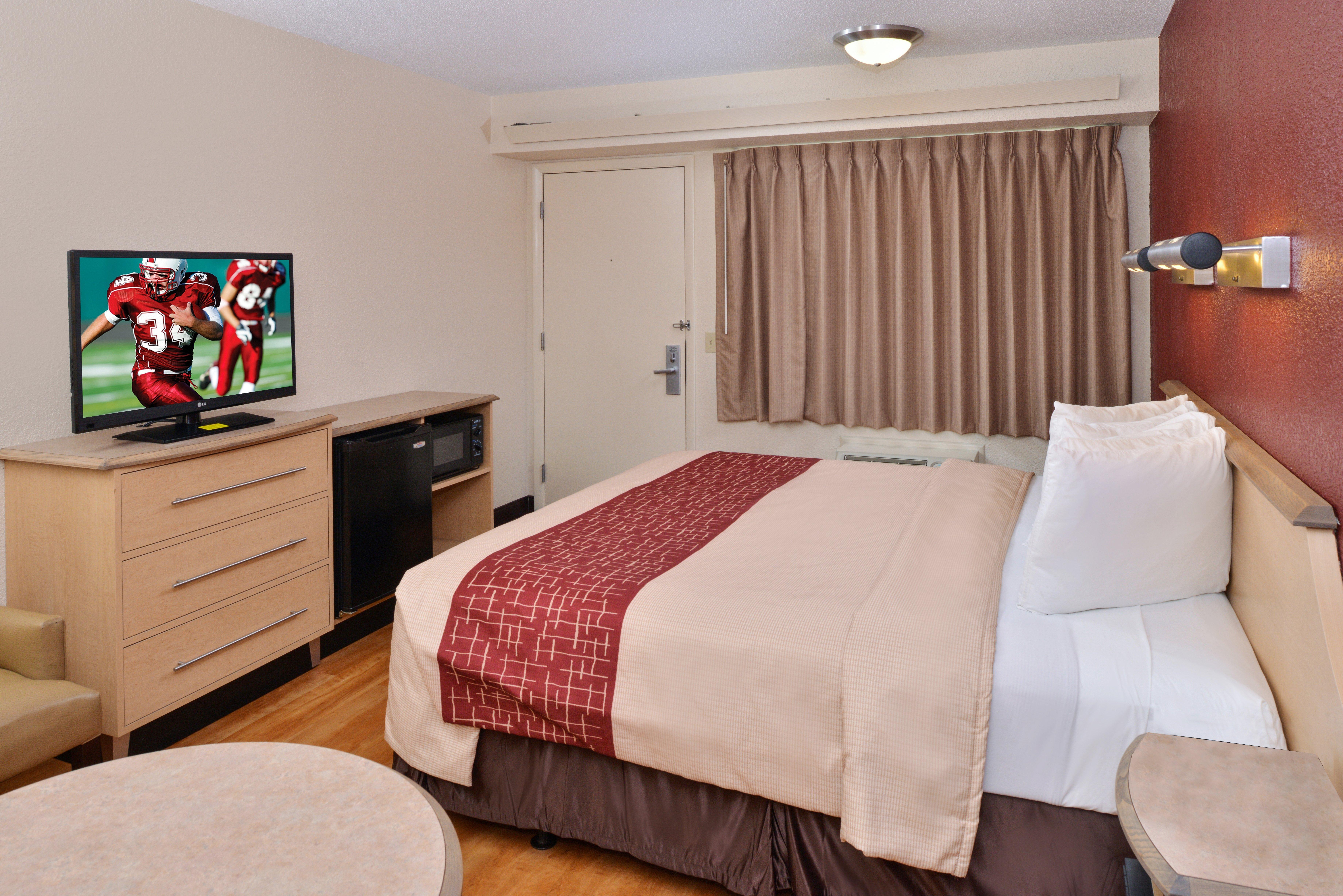 Super 8 By Wyndham Deerfield - Northbrook Hotell Eksteriør bilde