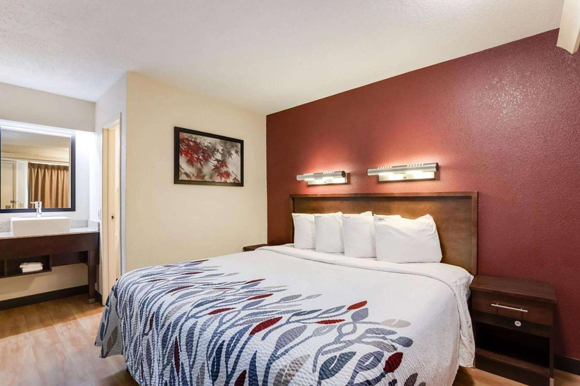Super 8 By Wyndham Deerfield - Northbrook Hotell Eksteriør bilde